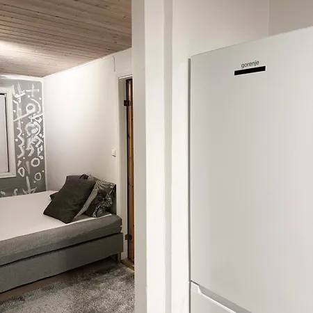 Norway Lights Center Of Near Train Station And Airoport * 波多